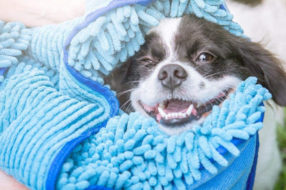 Ultra Absorbent Microfiber Dog Towel - Extra Large 35x15 Size with Comfortable Hand Pockets for All Breeds - Durable, Machine Washable, Ideal for Indoor and Outdoor Use