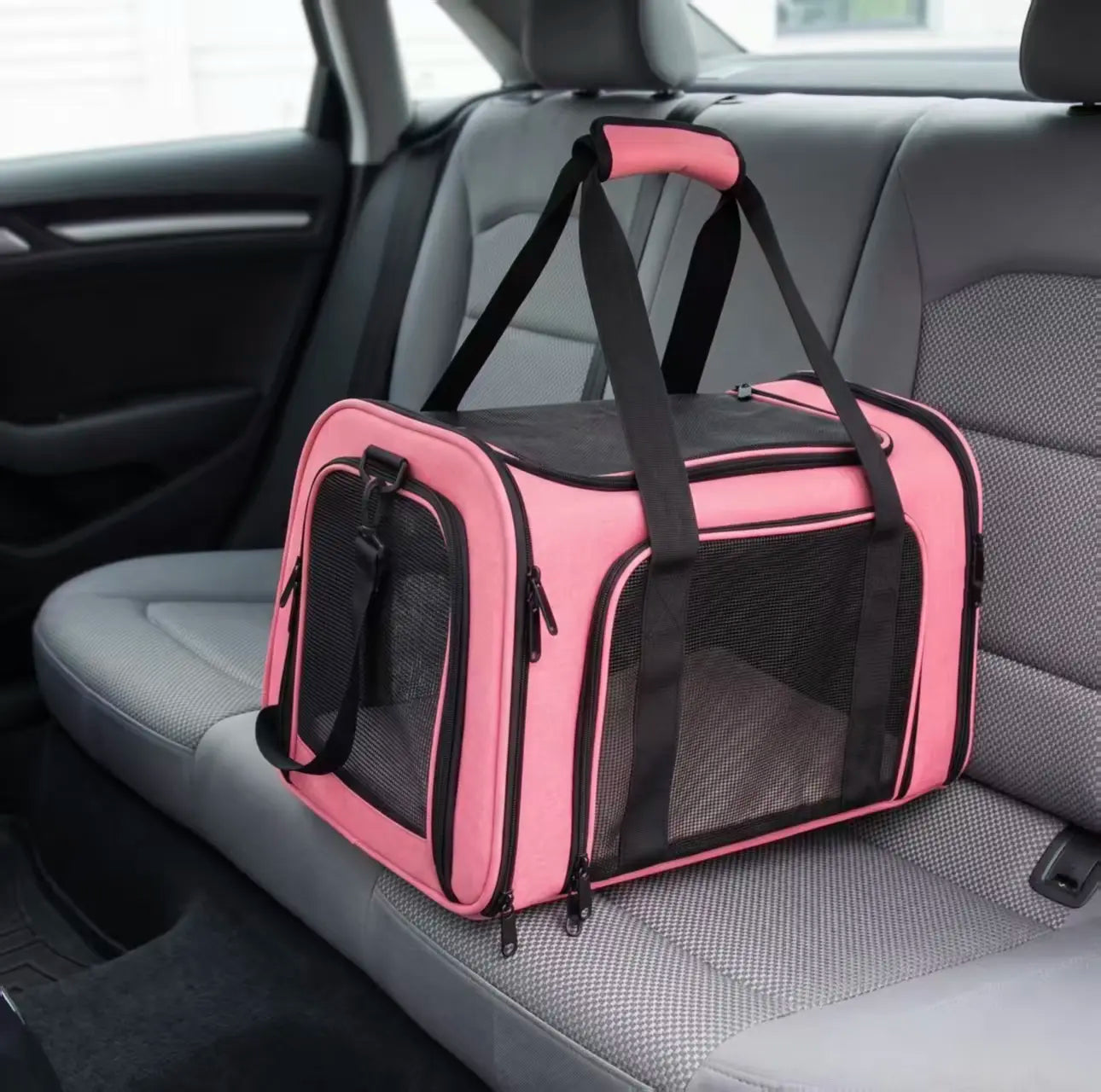 Premium Portable Pet Carrier for Large Cats and Small Dogs, Airline-Approved Soft Travel Case with Breathable Mesh, Foldable Design for Outdoor, Car, and Airplane Use