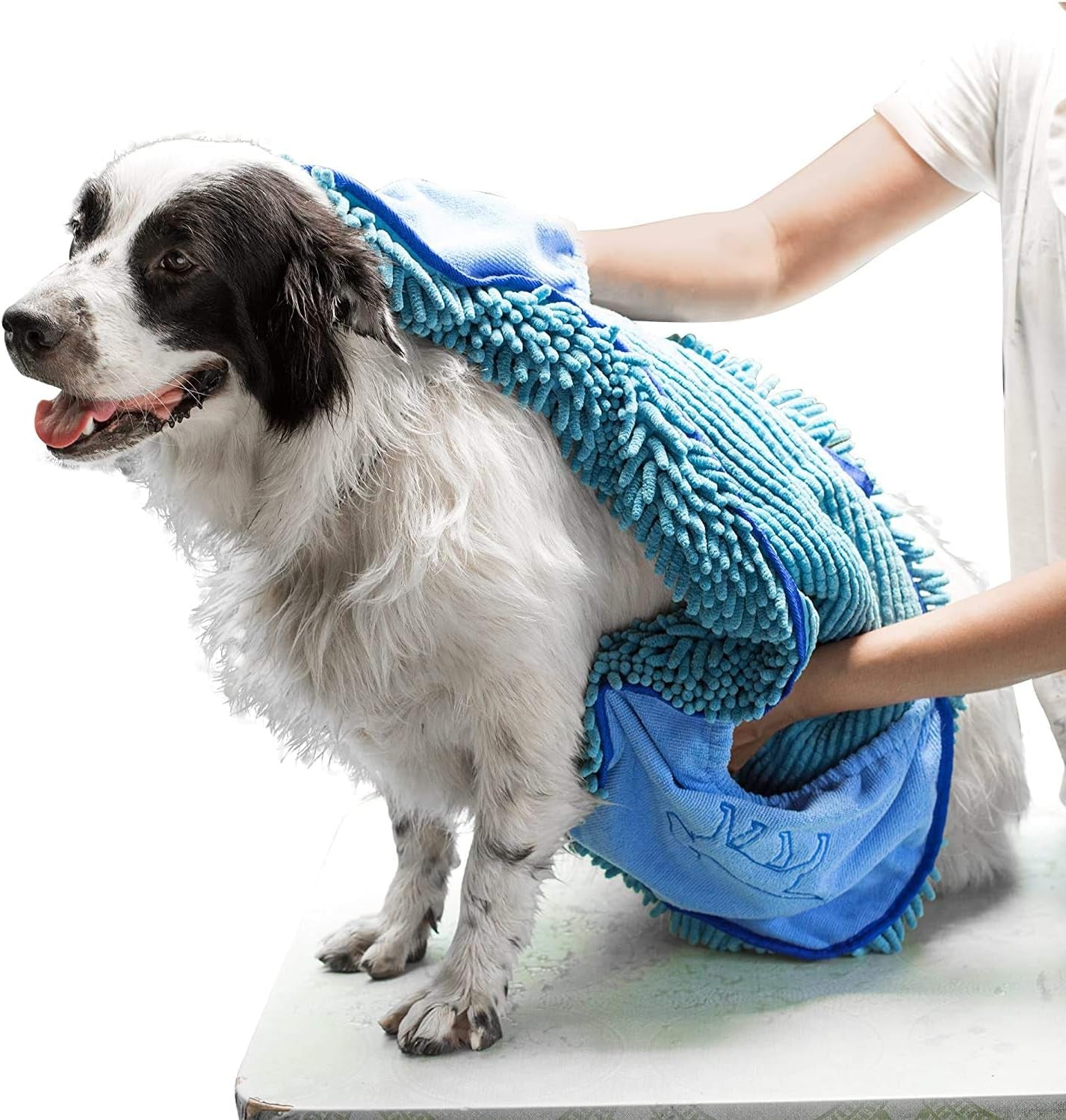 Ultra Absorbent Microfiber Dog Towel - Extra Large 35x15 Size with Comfortable Hand Pockets for All Breeds - Durable, Machine Washable, Ideal for Indoor and Outdoor Use